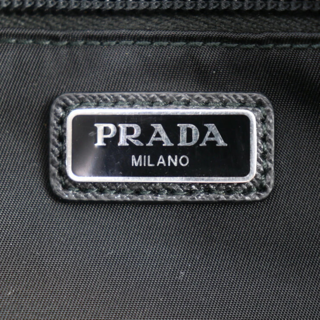 Pre-Owned PRADA Prada second bag 2NA819 nylon leather black silver hardware clutch handbag triangle logo (Good)