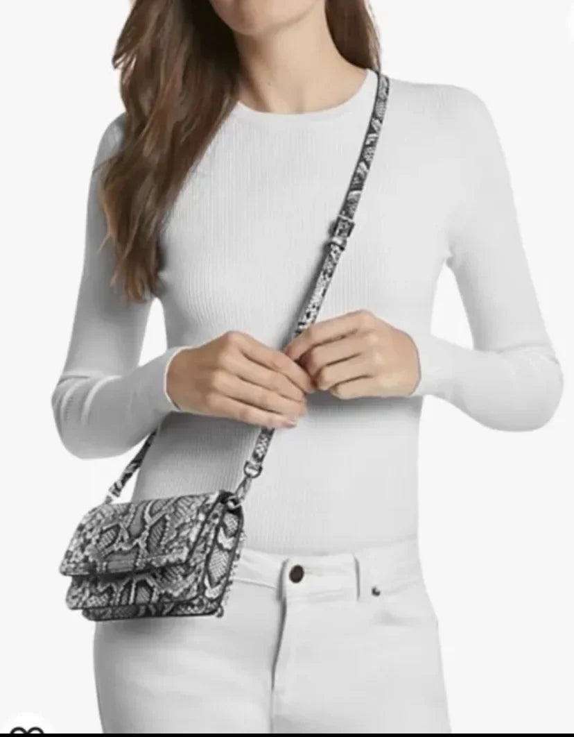 Michael Kors Jet Sizeet Charm Sizemall Black Crossbody