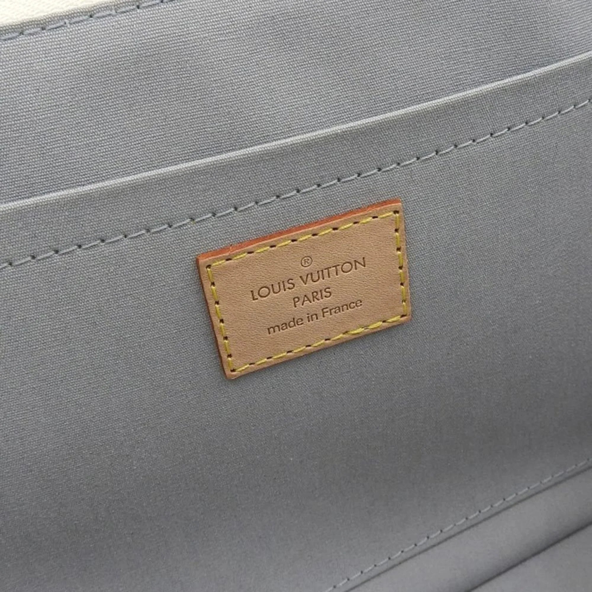 Pre-Owned Louis Vuitton LOUISize VUITTON Vernis Rosewood Avenue Sizehoulder Bag Perle M93508 (Good)