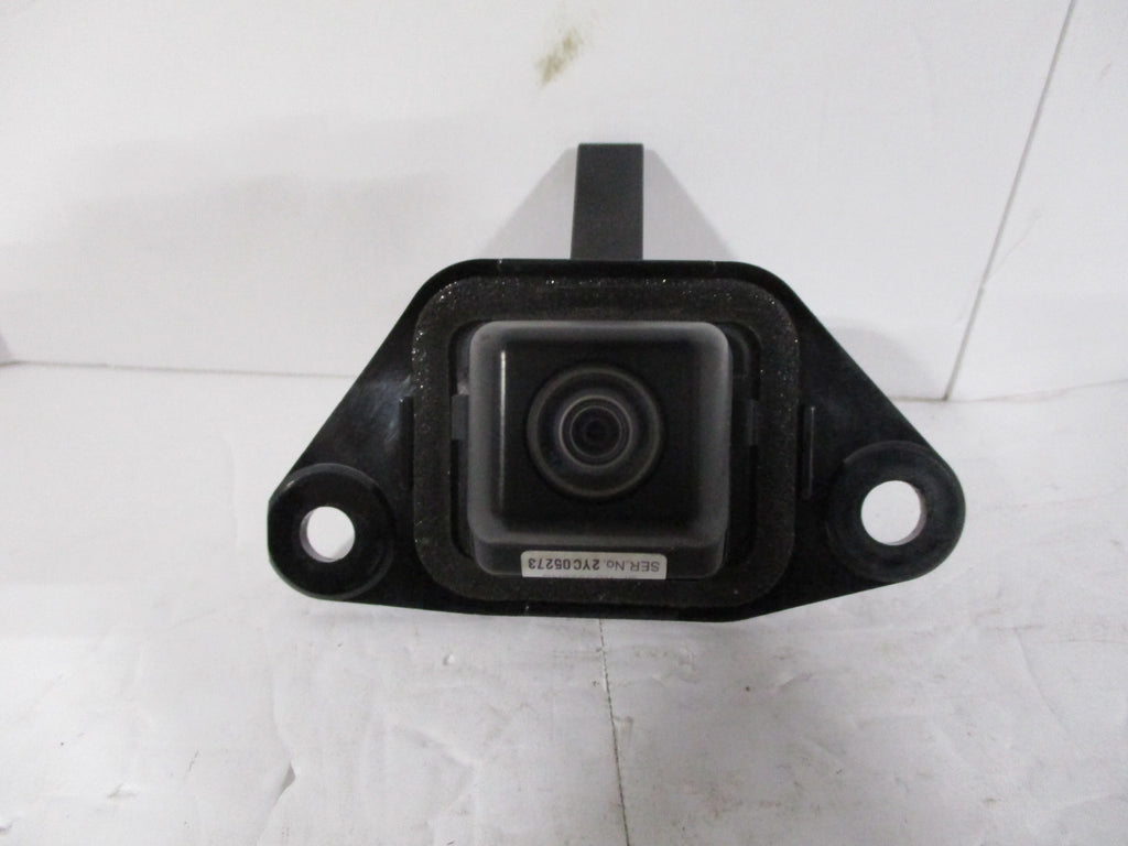 Pre-Owned 09 10 11 12 13 Toyota Highlander Rear View Backup Camera Liftgate Mounted OEM (Good)