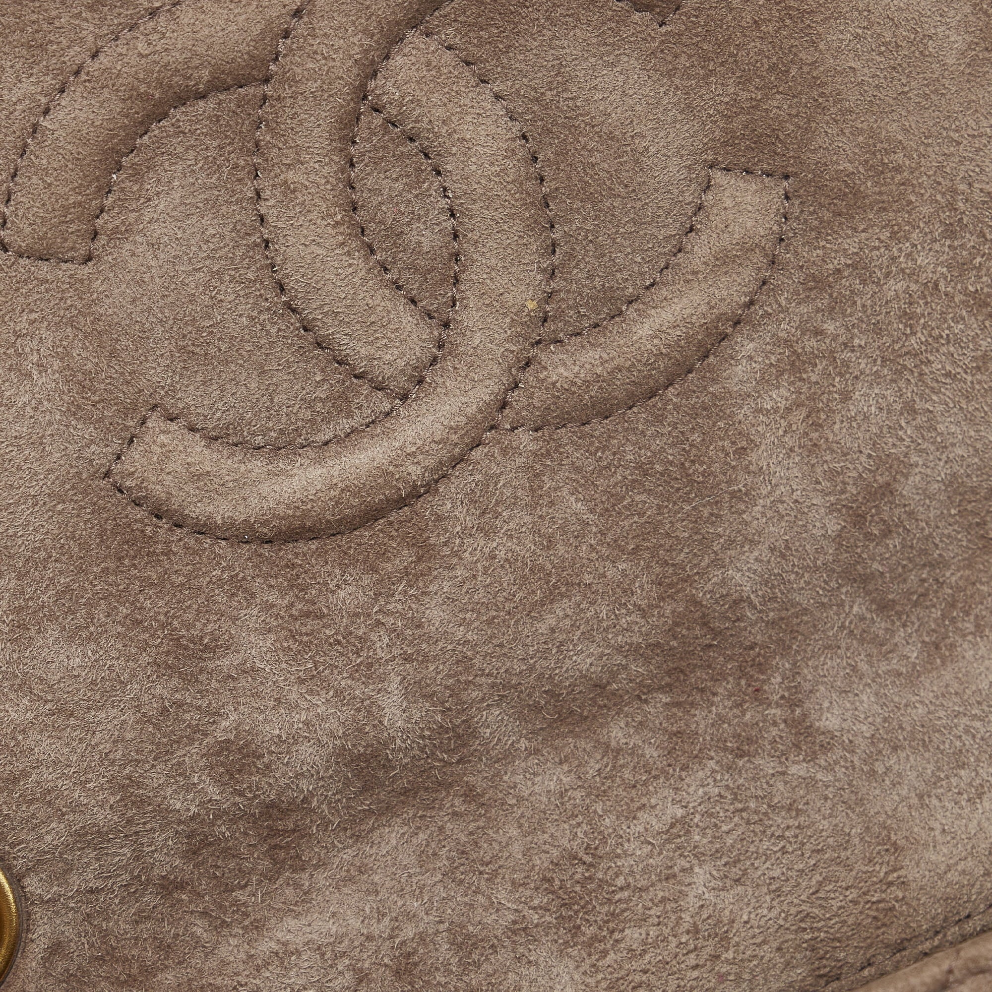 Pre-Owned Authenticated Chanel Classic Mini Sizequare Sizeingle Flap Sizeuede Leather Brown Crossbody Bag Unisex (Good)