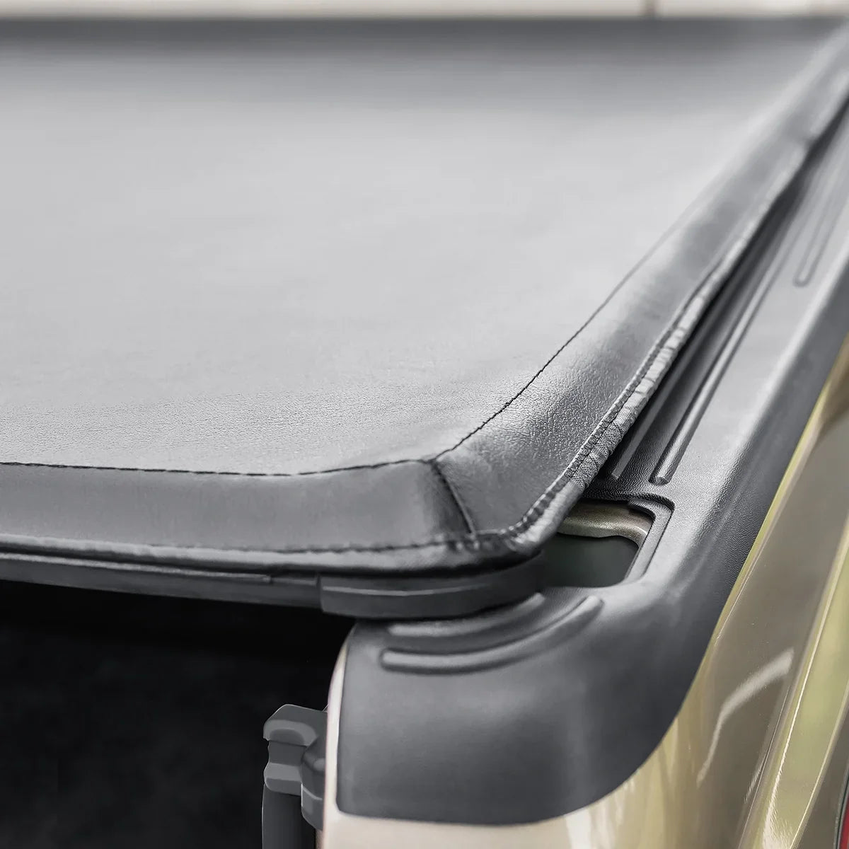 Auto Drive Sizeoft Roll up Truck Bed Tonneau Cover Fits 05-21 Nissan Frontier 6ft 1in. Bed
