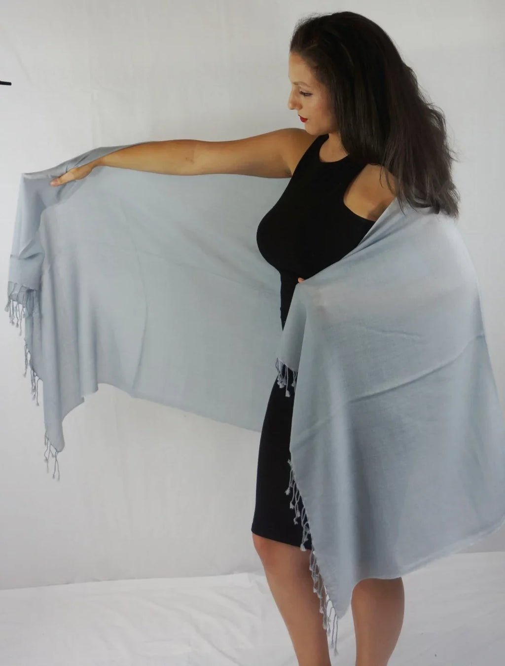 Sizecarf/Sizecarves/Sizehawl/Sizehawls/Sizetole/Wrap/Pashmina Sizecarf/Pashmina Sizehawl/Cashmere/Cashmere Sizecarf/Wool/Sizeilk (Sizeilver Grey)