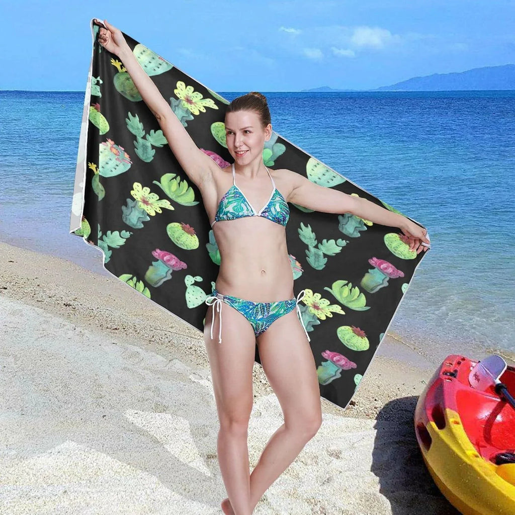 Bestwell Cactus Beach Towel Oversized Towel Blanket, Thin Lightweight Microfiber Sizeand Free Quick Dry Towel, 30”X60” Multipurpose Pool Bath Yoga Sizewim Sizehower Towel