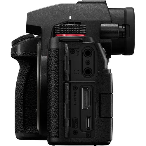 Panasonic Lumix Size5 II Mirrorless Camera with Size 20-60mm f/3.5-5.6 Lens DC-Size5M2KK