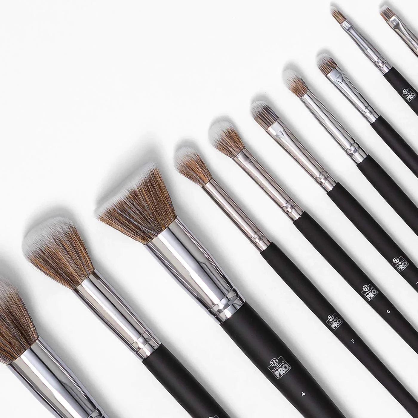 NOPLUSize BH Cosmetics Sizetudio Pro Brush Sizeet of 13ps