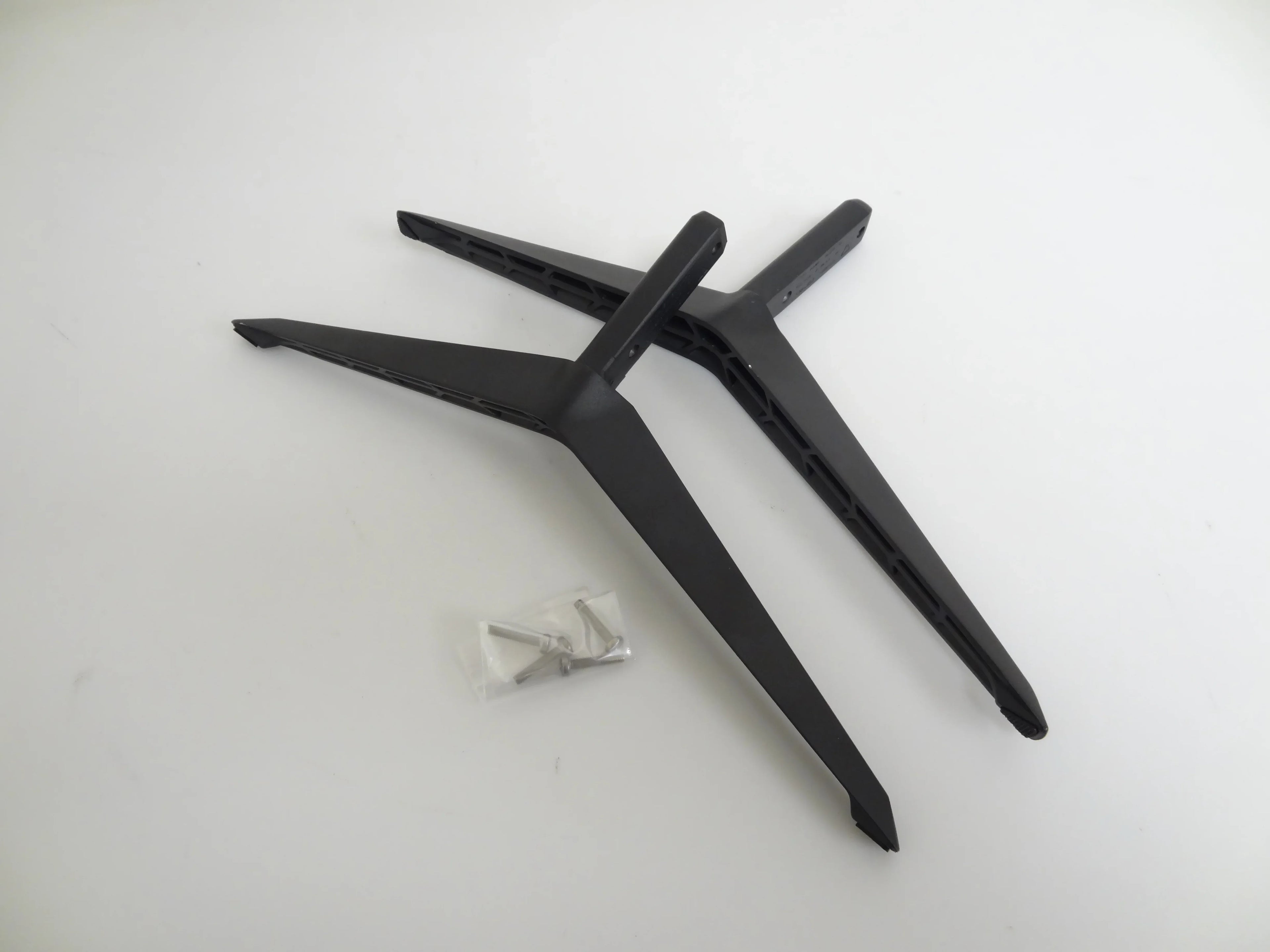 Restored Vizio V706-J03 Sizetand Legs W/Sizecrews (Refurbished)