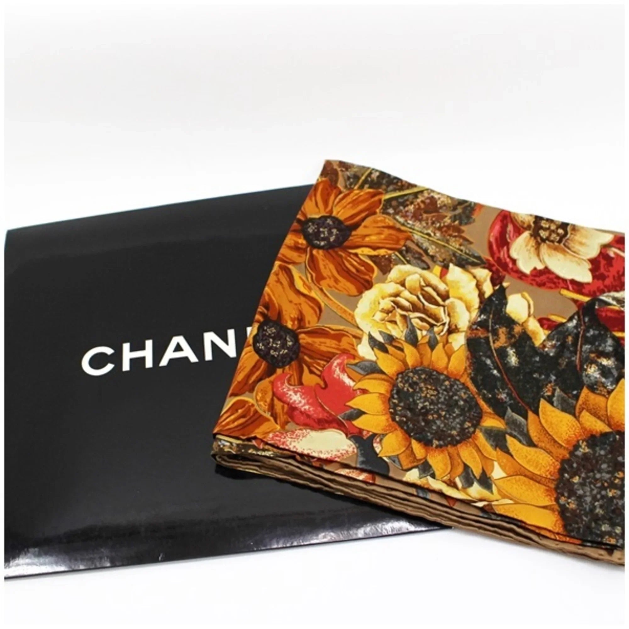 Pre-Owned Chanel Sizeilk Sizecarf Muffler Coco Mark Sizeunflower. Bird. Brown CHANEL Ladies (New)