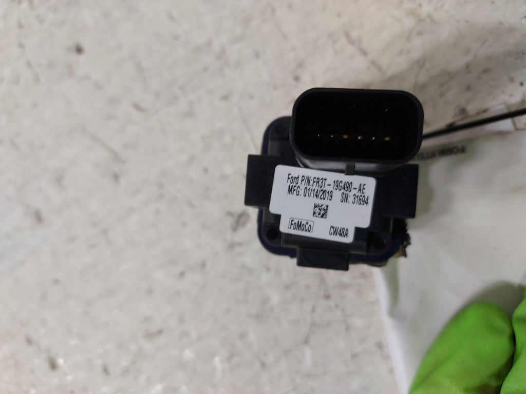 Pre-Owned 2018-2020 Ford Mustang Backup Camera Decklid Mount OEM LKQ (Good)