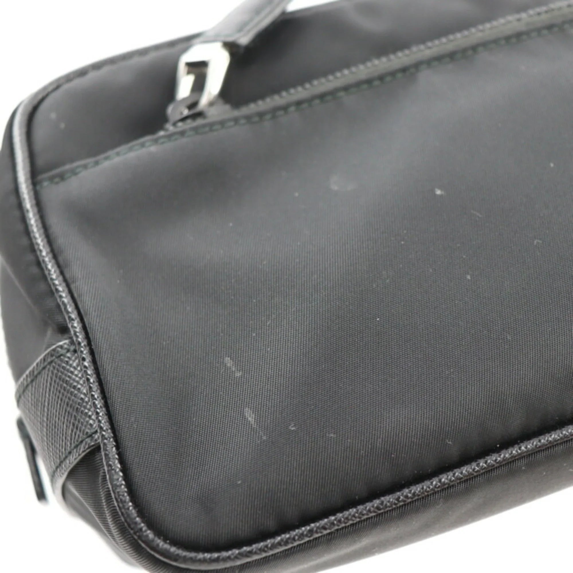 Pre-Owned PRADA Prada second bag 2NA819 nylon leather black silver hardware clutch handbag triangle logo (Good)