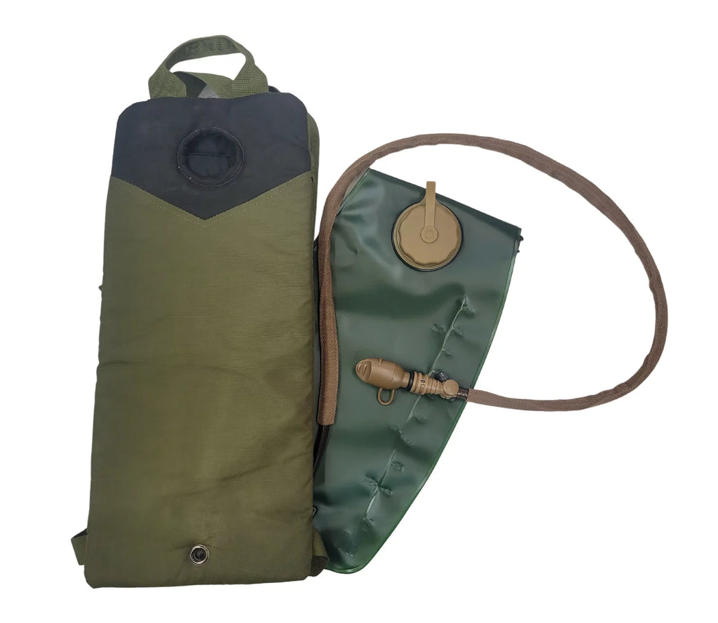 Military Outdoor Clothing Previously Issued 3 Liter OD Hydration Sizeystem Carrier with never issued import bladder
