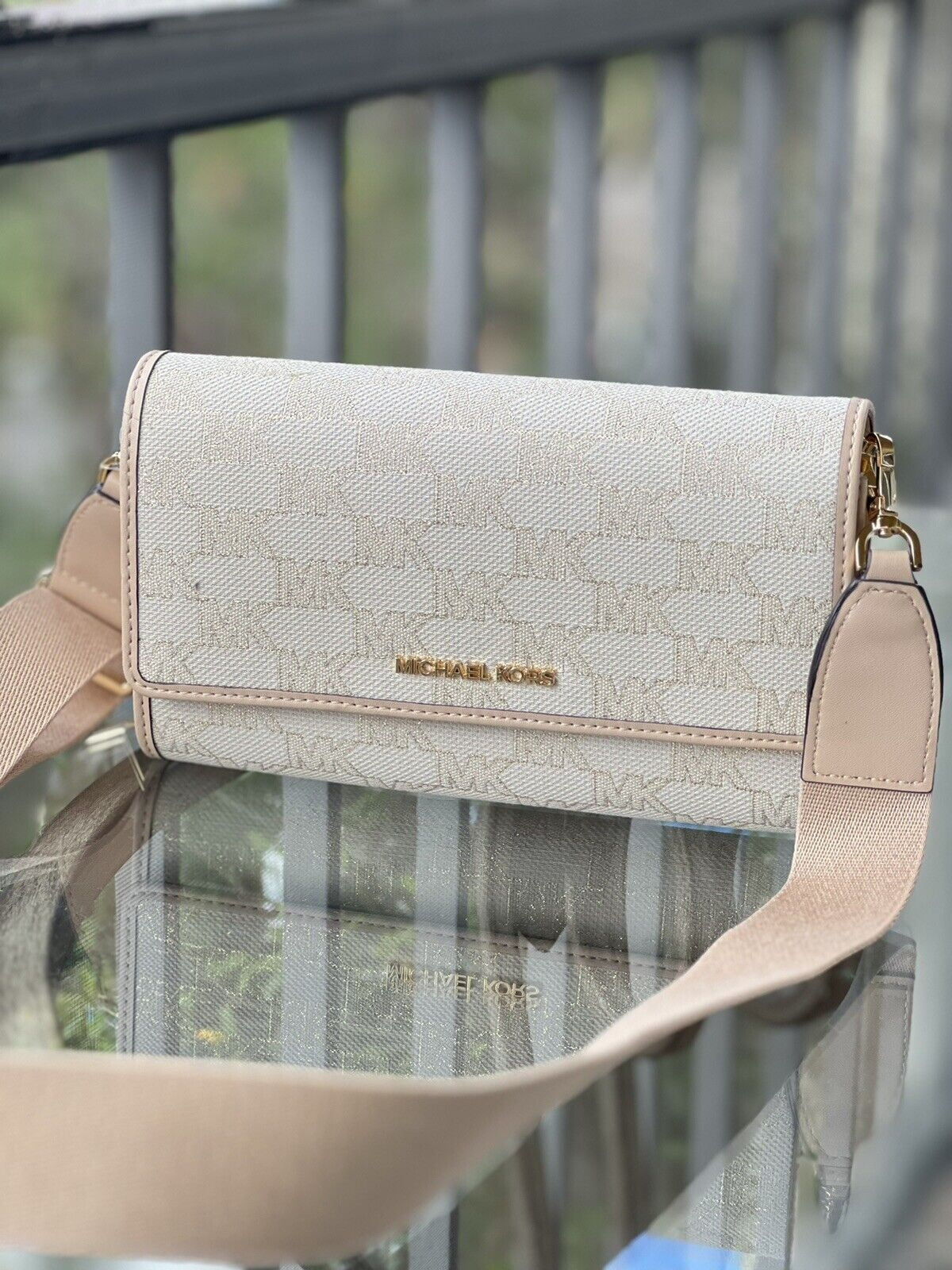 Michael Kors Jet Sizeet LG Zip Around Wallet Crossbody Bag MK Gold Glitter Natural