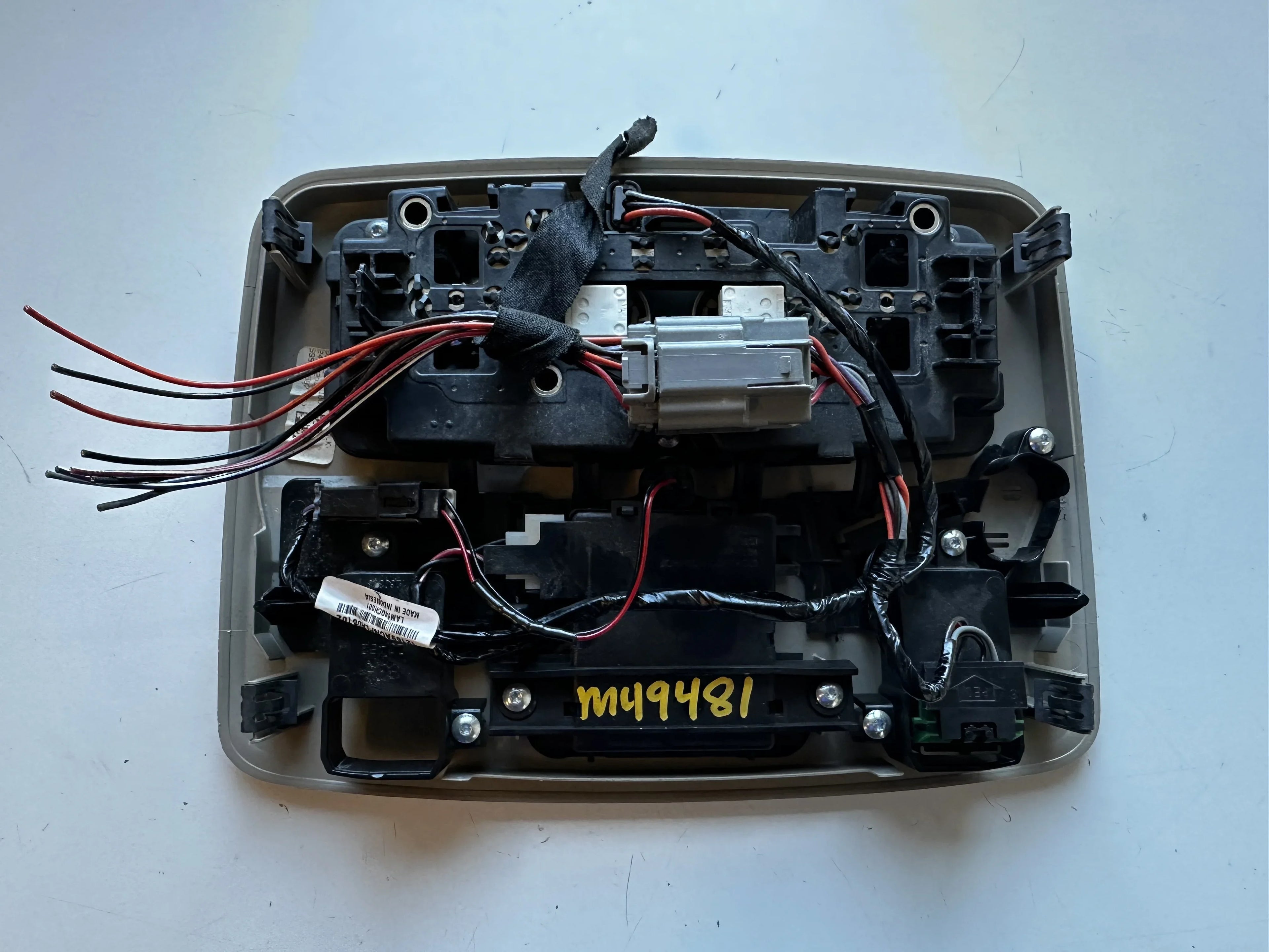 Pre-Owned 15 2015 GMC Acadia OverHead Console OEM (Good)