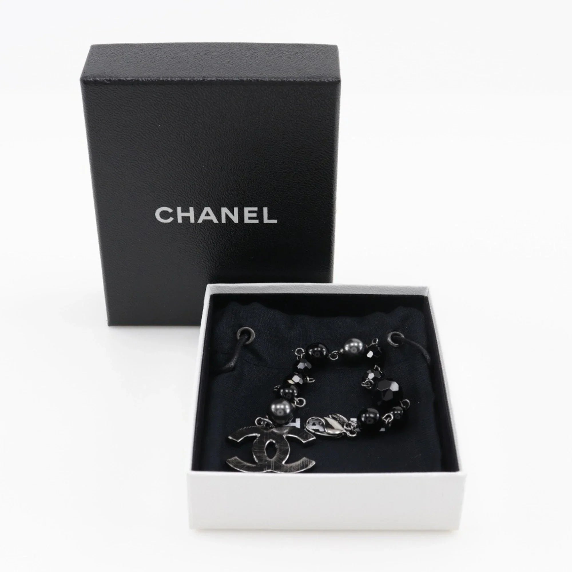 Pre-Owned CHANEL Chanel Coco Mark Bracelet Metal x Fake Pearl Plastic Sizeilver/Black 09V Women's (Good)