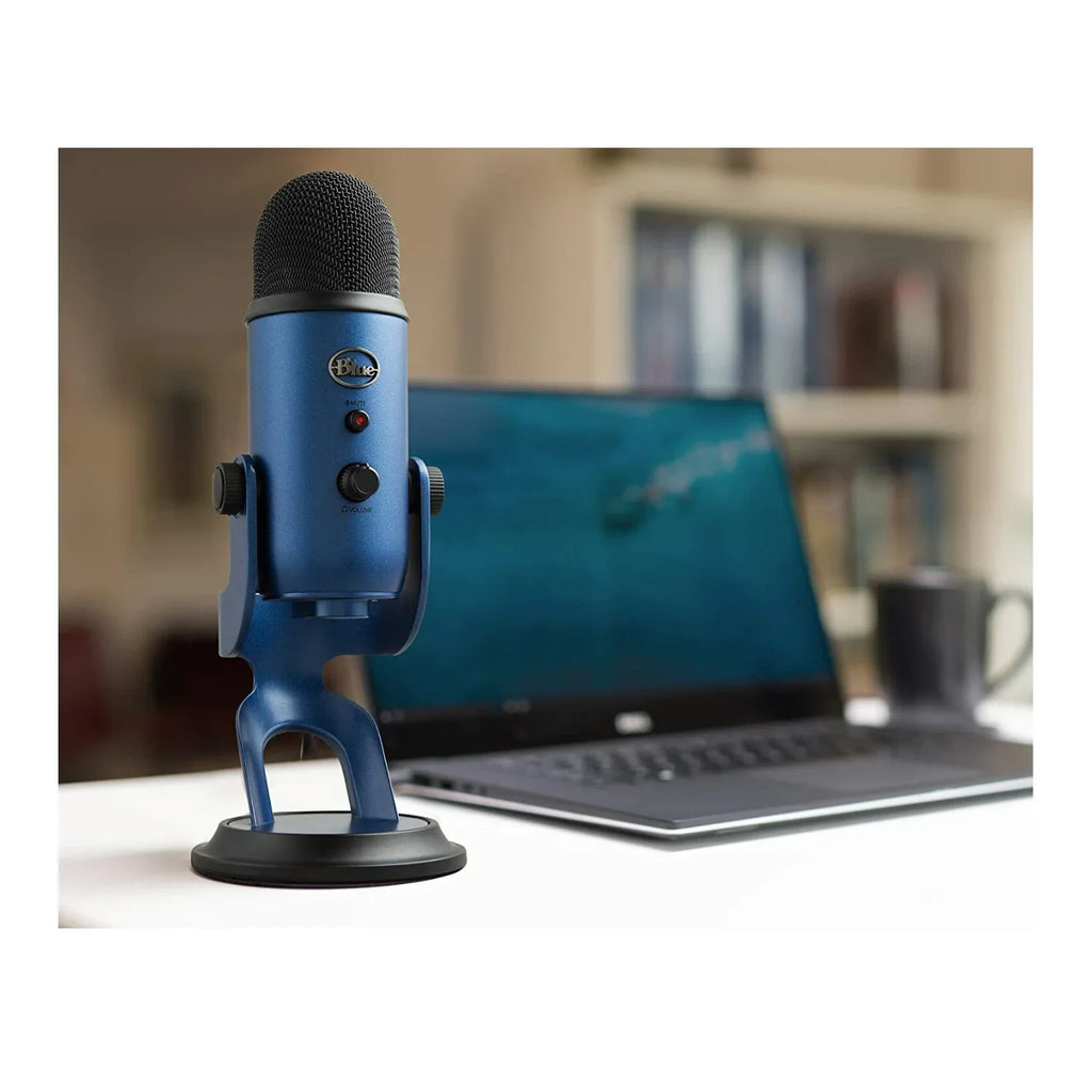 Blue Microphones Yeti USizeB Microphone Bundle with Headphones and Pop Filter