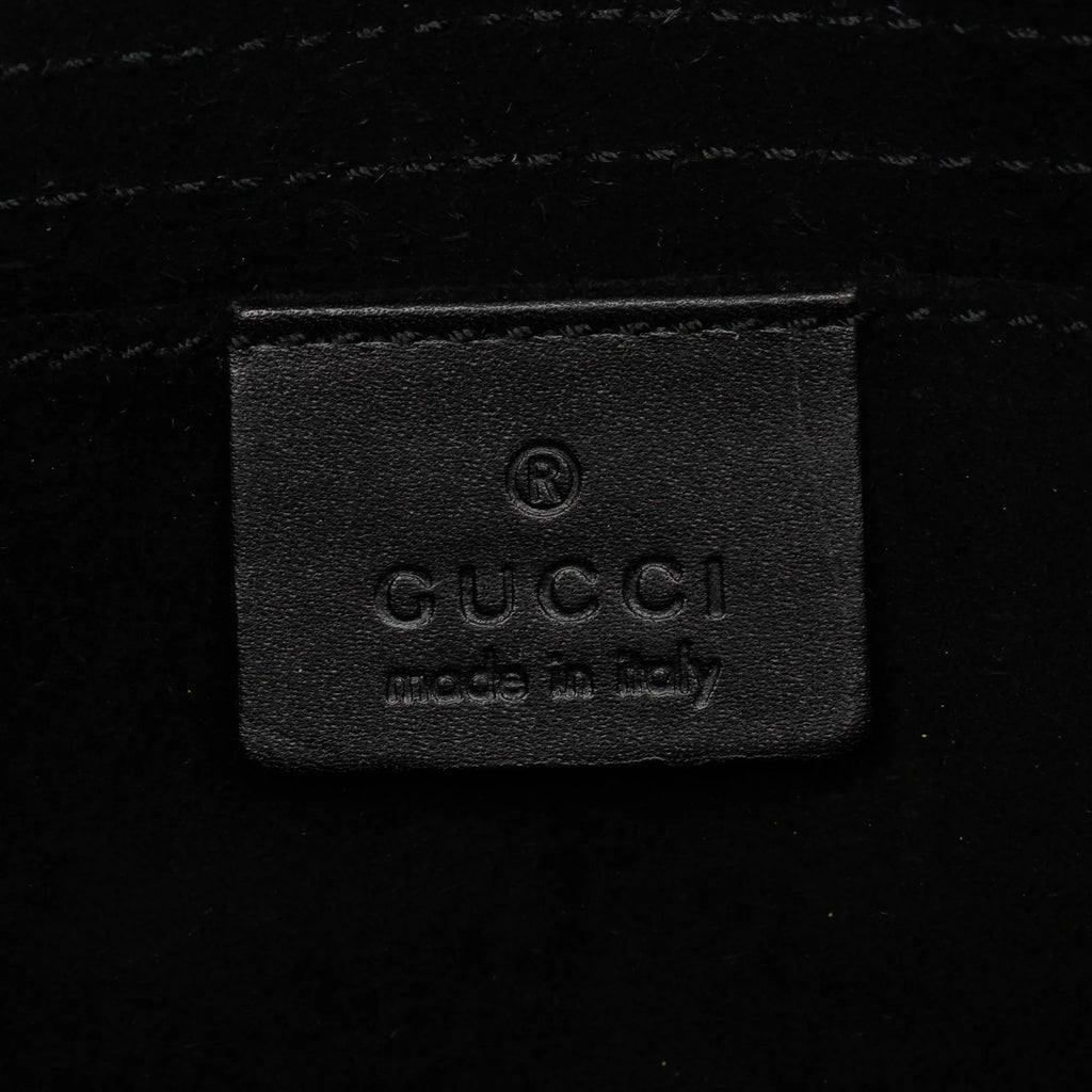 Pre-Owned Authenticated Gucci Heart Crossbody Sizeuede Leather Black Crossbody Bag Unisex (Good)