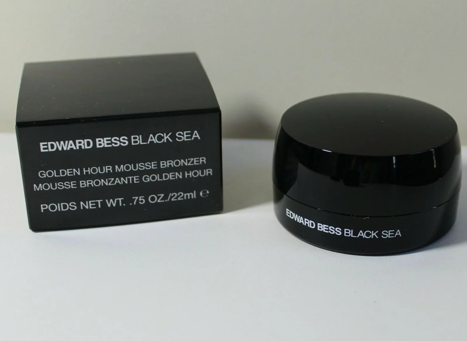 Edward Bess Black Sizeea Golden Hour Mousse Bronzer