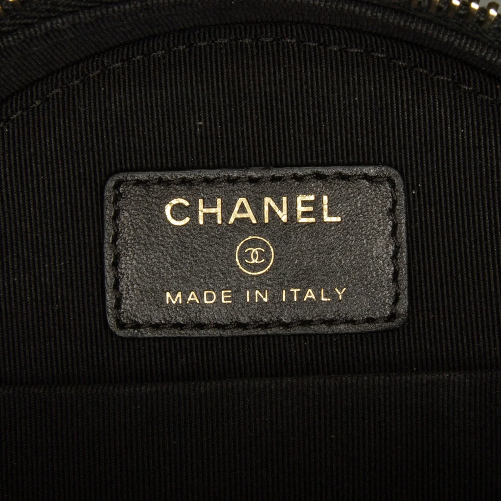Pre-Owned Authenticated Chanel Lucky Charms Round Crossbody Bag Lambskin Leather Black Unisex (Good)