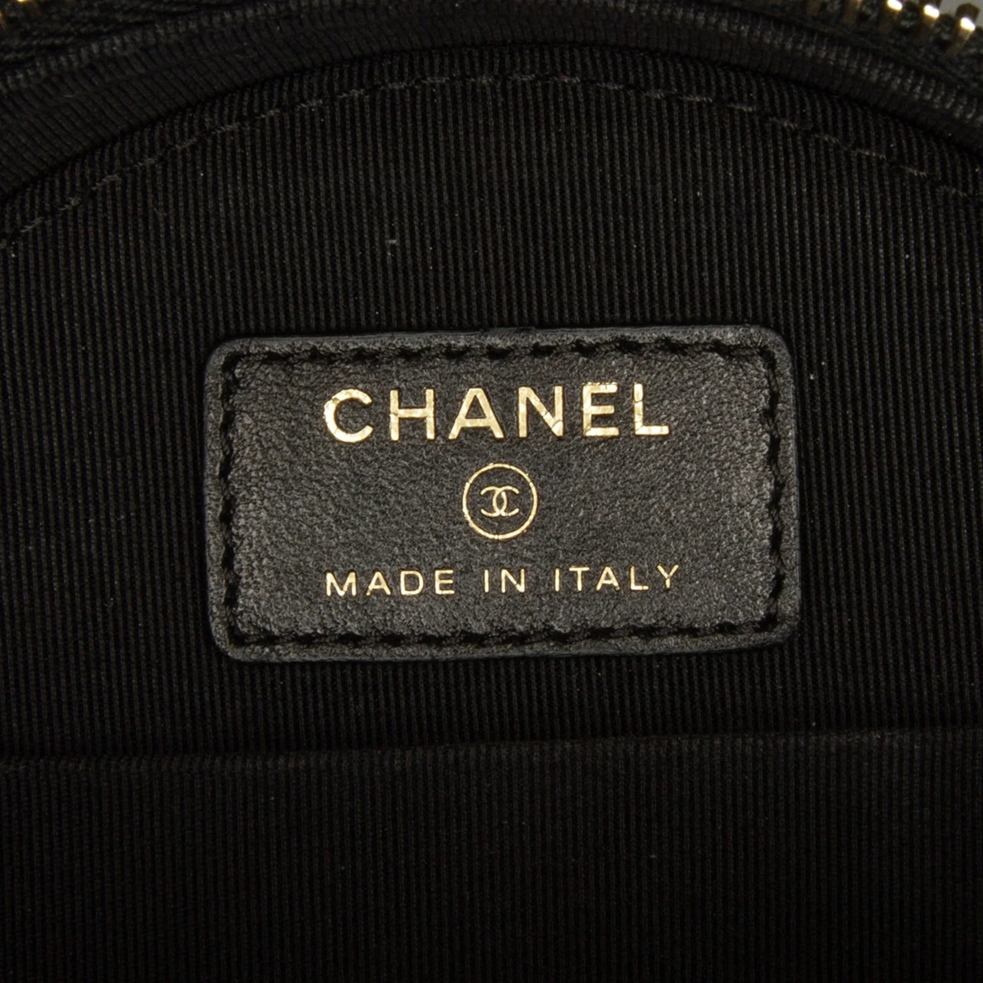 Pre-Owned Authenticated Chanel Lucky Charms Round Crossbody Bag Lambskin Leather Black Unisex (Good)