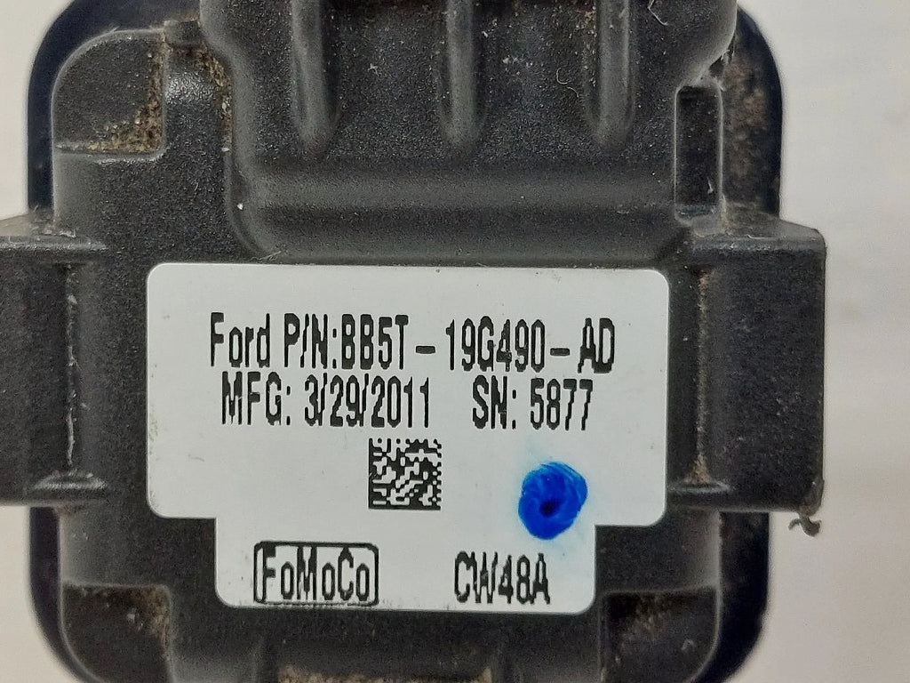 Pre-Owned 2011-2012 Ford Explorer Rear View Backup Camera OEM (Good)